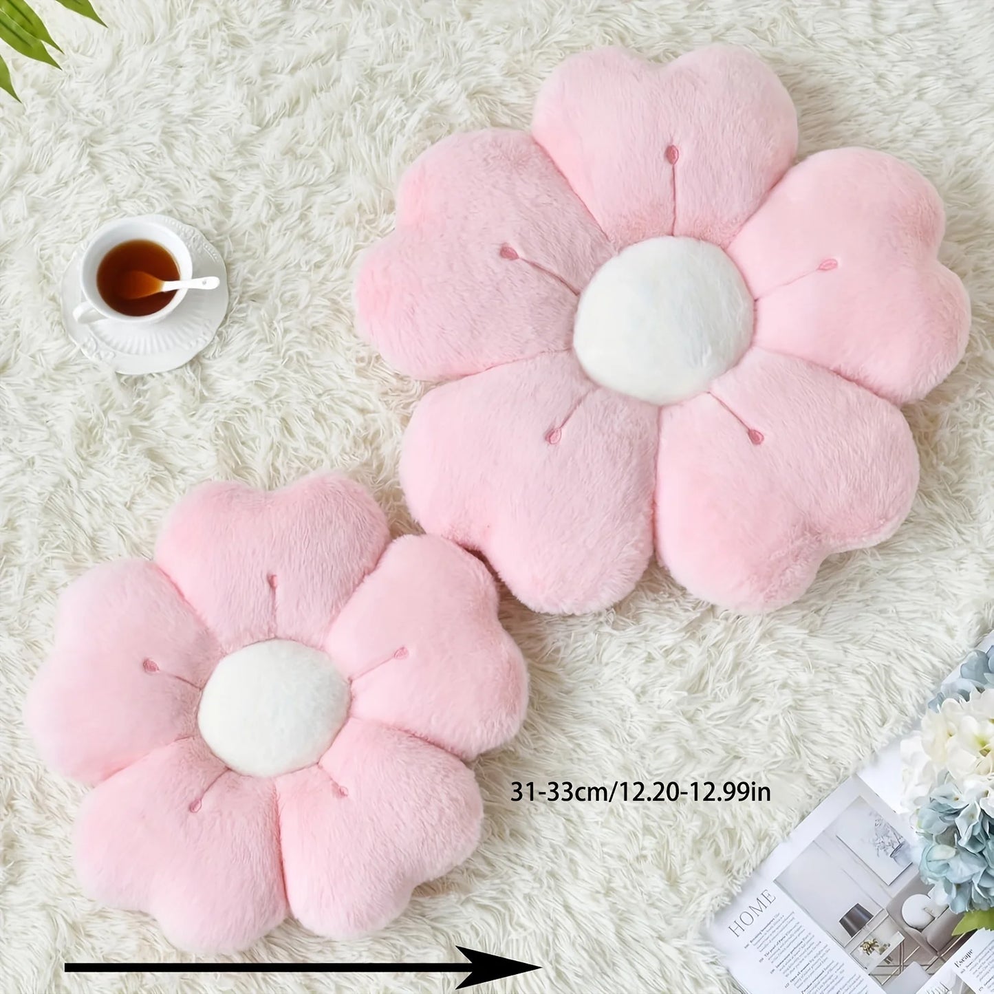 Daisy Plush Throw Pillow